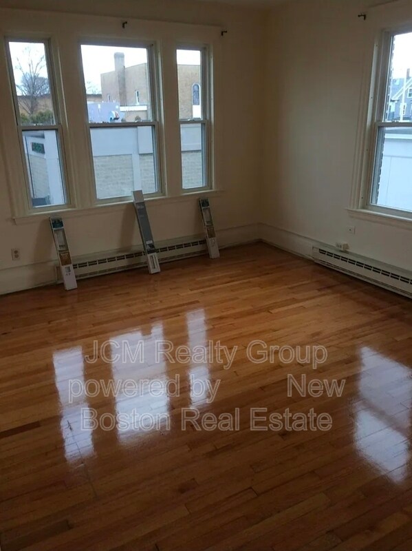 Photo - 203 Lewis St Unit 2