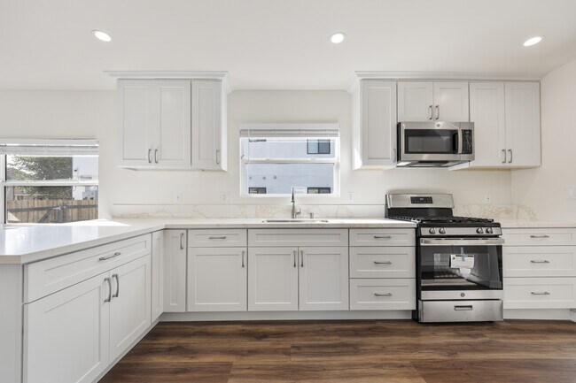 Photo - 1443 W 36th Pl