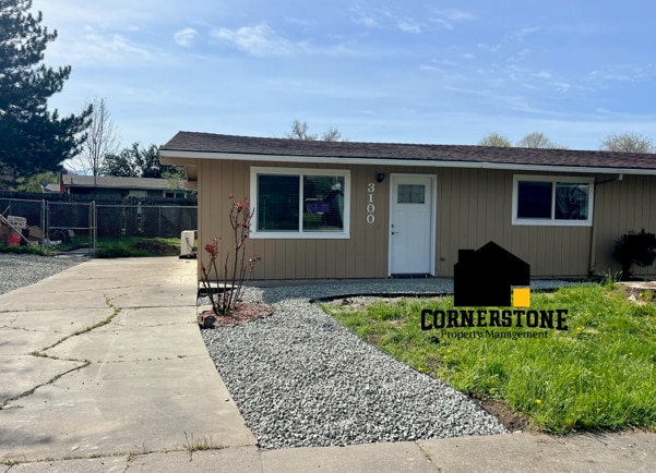 Building Photo - 3100 Juanipero Way