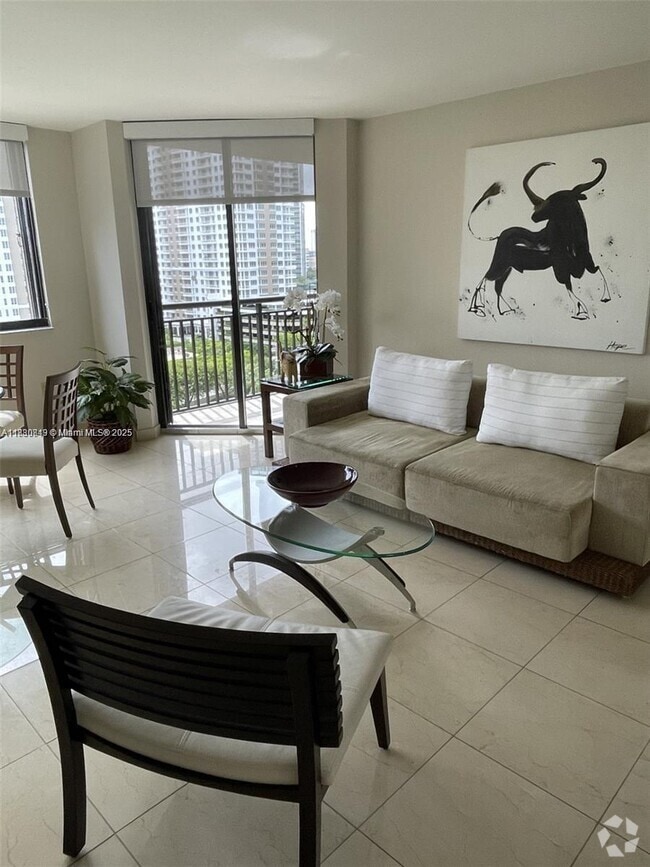 Building Photo - 540 Brickell Key Dr Unit 1211 Rental