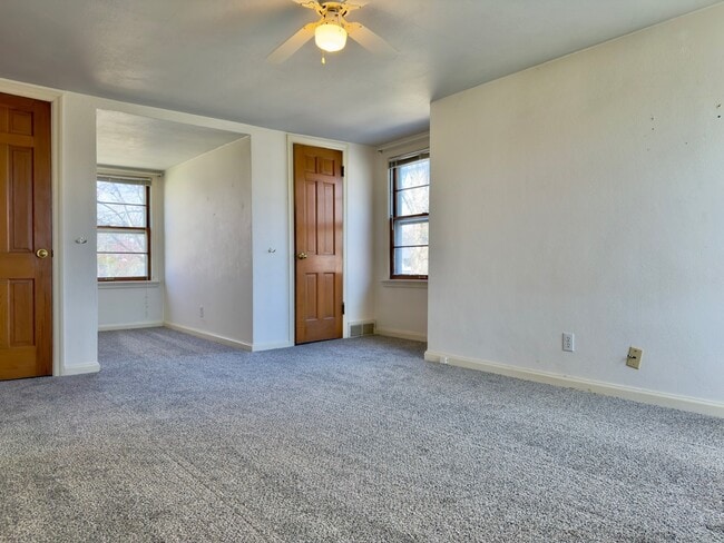 Photo - 3105 Burrmont Rd