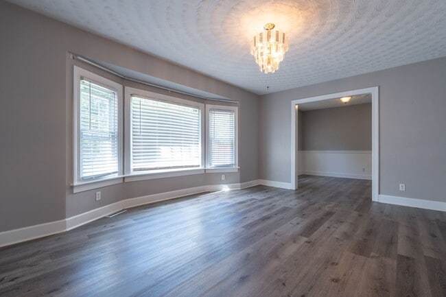 Photo - MOVE IN READY 4 Bedroom in Western Branch!