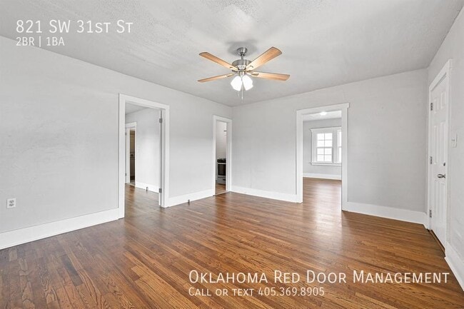 Photo - 821 SW 31st St