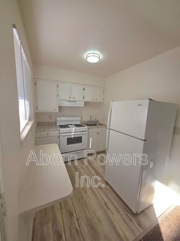 Photo - 1255 Williams Way