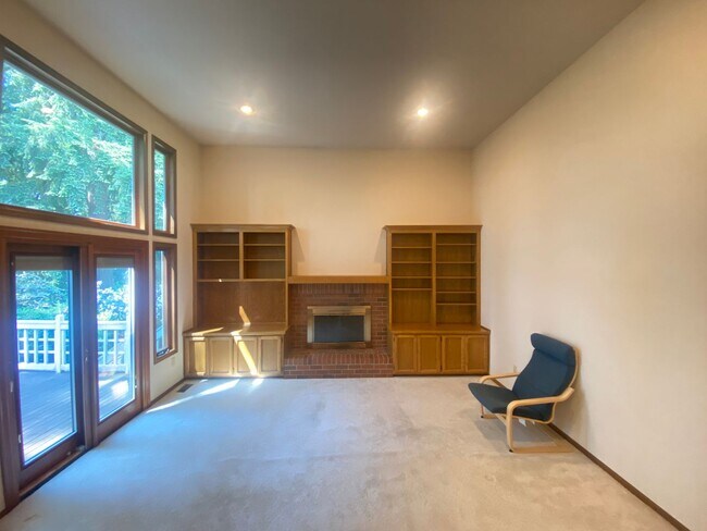 Photo - Great location! 4B/3.5B house with an ADU