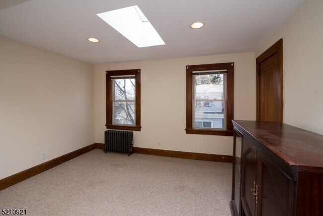 Photo - 81 Savoy Pl Casa