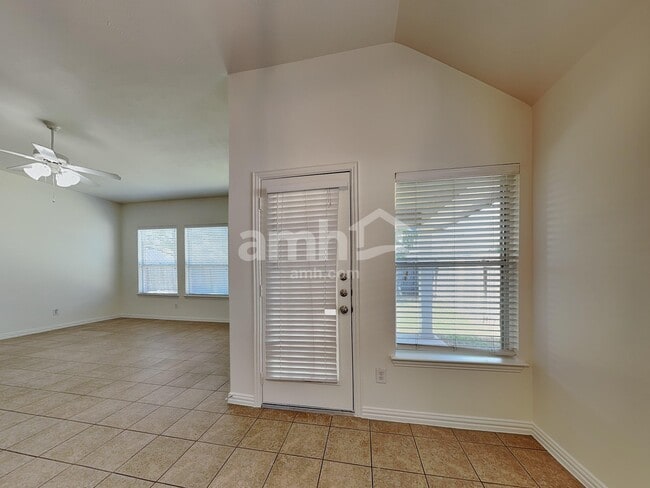 Photo - 20015 Leithcrest Way