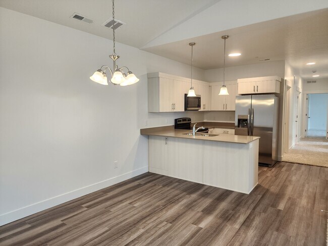 Photo - 4735 S Alder Dr Unit 302