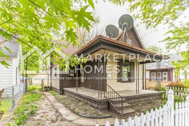 Photo - 1445 5th Ave