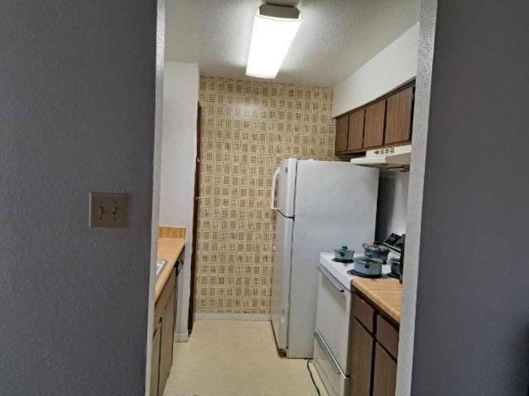 Photo - 9898 Club Creek Dr