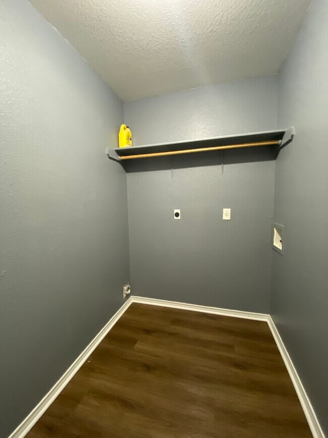 Photo - 4102 Nadine Dr