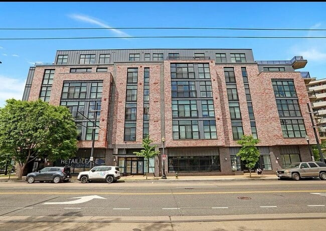 Building Photo - 1402 H St NE Unit 306 Rental