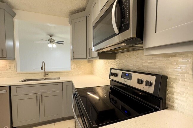 Photo - 6299 Chasewood Dr Unit D