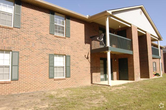 Building - Brookhill Village Apartments