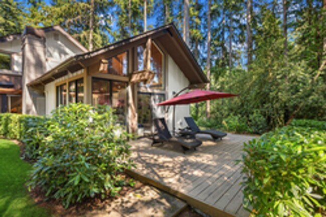 Photo - MUST SEE - Gorgeous short-term rental for ...