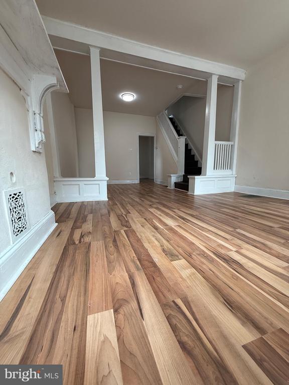 Building Photo - 1861 N Judson St Rental