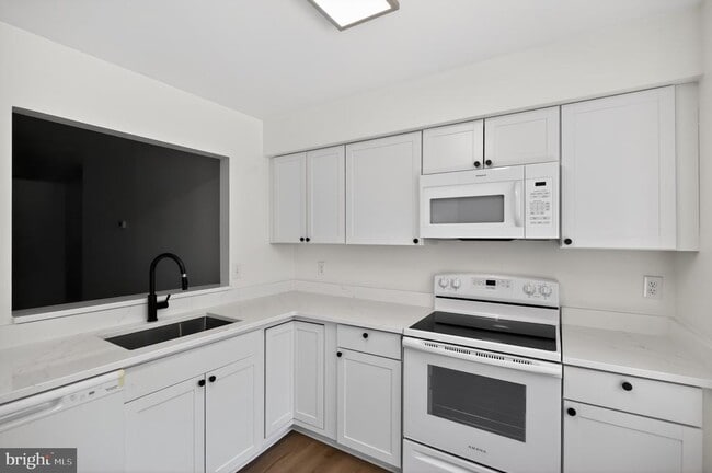 Photo - 10313 Bridgetown Pl