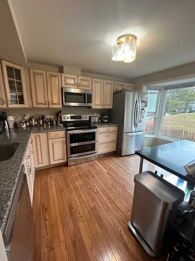 Photo - 7361 Crestleigh Cir