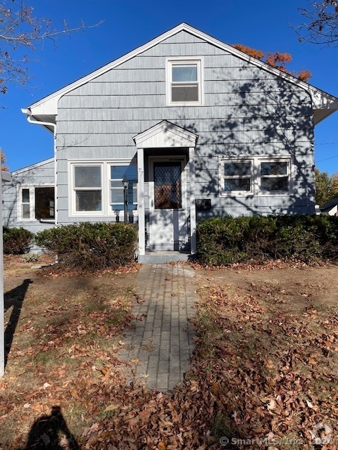 Building Photo - 77 Lewis St Rental