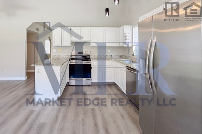 3Bed/2Bath Home at 7th Ave/Union Hills! $2... - 3Bed/2Bath Home at 7th Ave/Union Hills! $2...