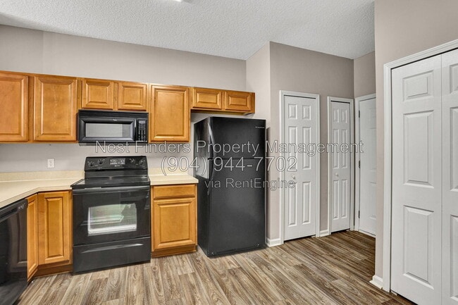 518 Scrub Jay Dr