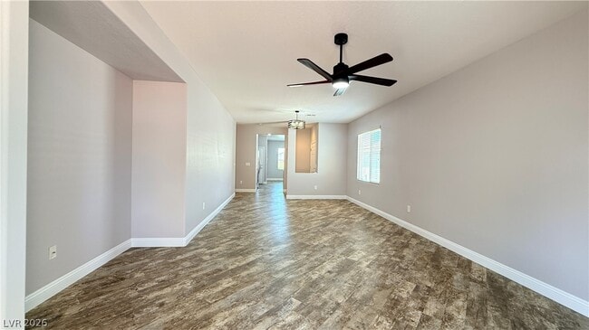 Photo - 2354 Amana Dr