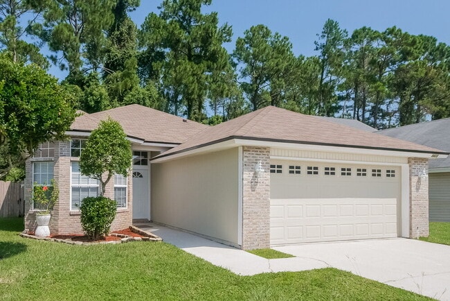 3423 Brahma Bull Cir N