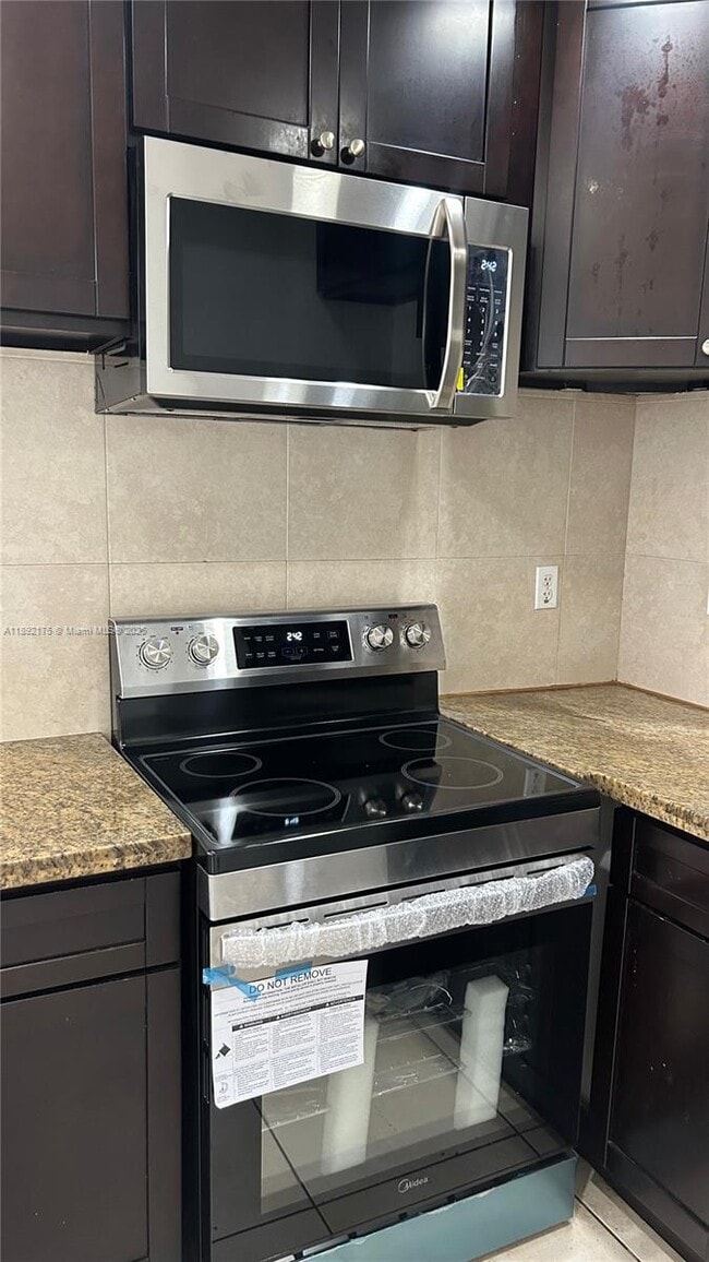 Photo - 2121 NE 168th St Unidad 08