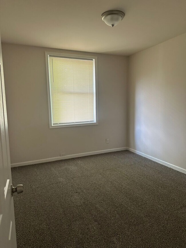 Photo - 3616 Elmley Ave Unidad 2