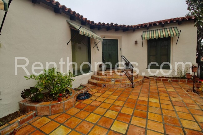 Photo - 2244 Plum St