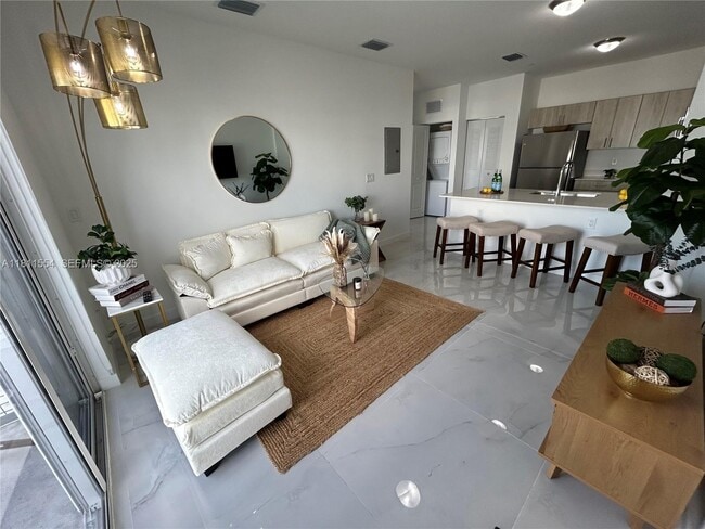 Photo - 1010 SW 69th Ave Unit 212