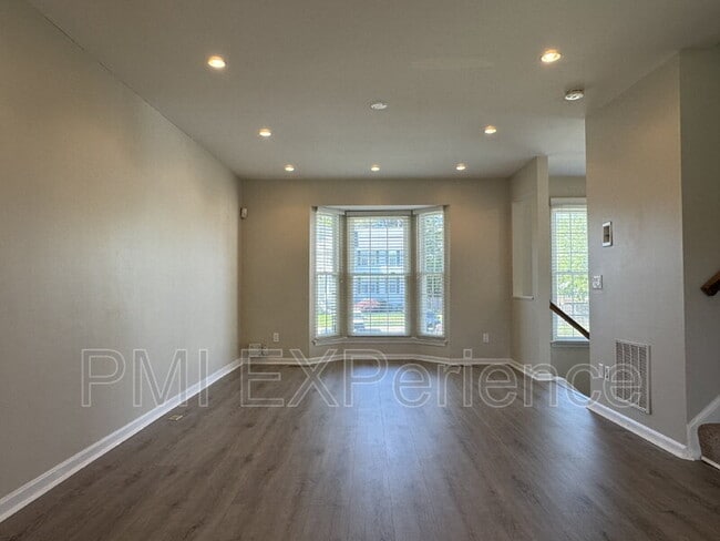 Photo - 11303 Golden Eagle Pl