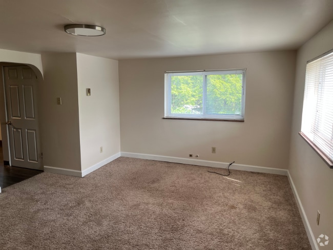Building Photo - 3502 Brodhead Rd Rental