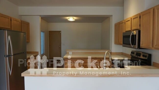 Photo - 11615 Breckenridge Ln NW