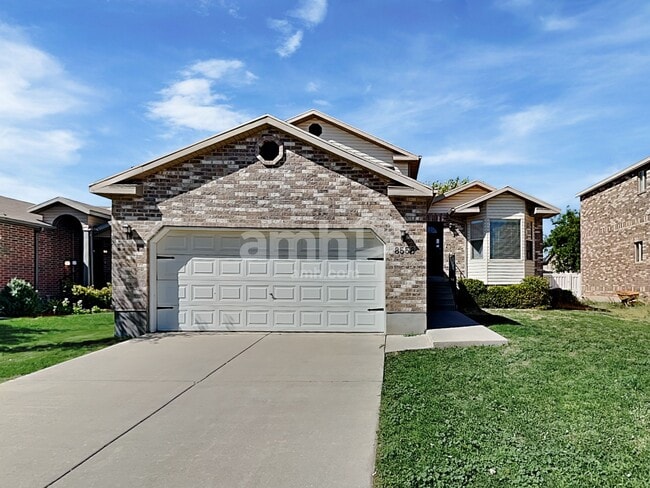 Building Photo - 8558 Laurel Oak Dr Rental