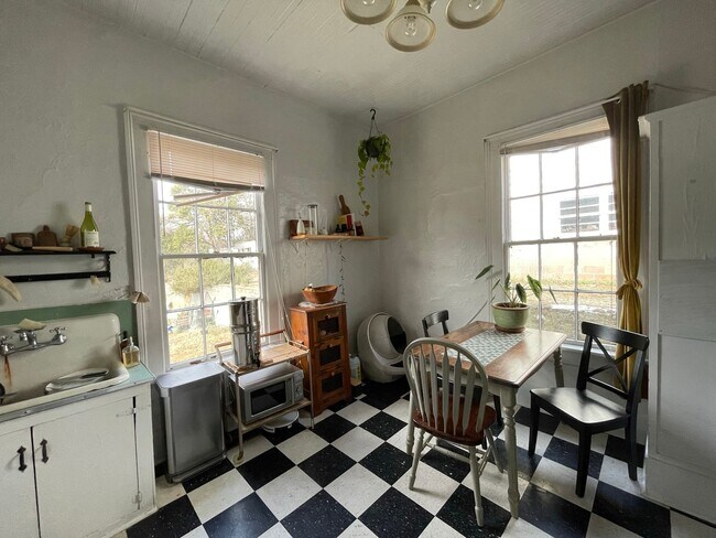 Photo - 224 Barrow St Unit Barrow St 224-2