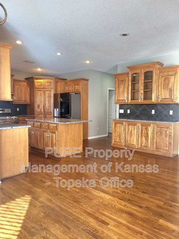 Photo - 13724 Gillette St