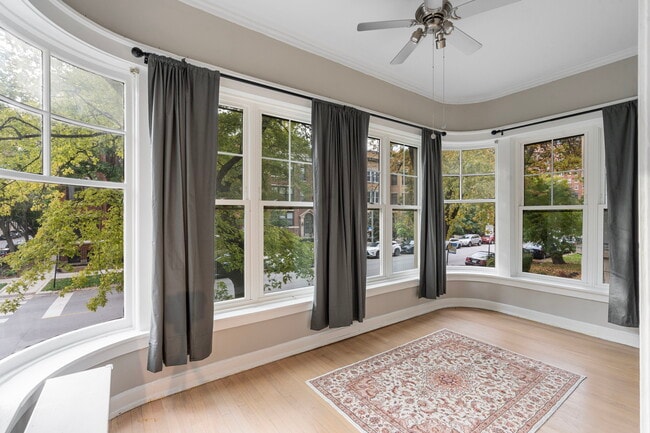 Photo - 5345 S Hyde Park Blvd Unit 1