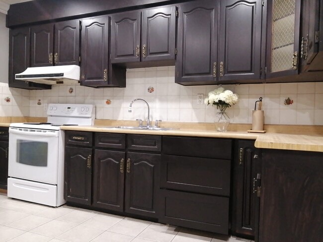 Photo - 574 Dovercourt Rd Unité 3-Bed