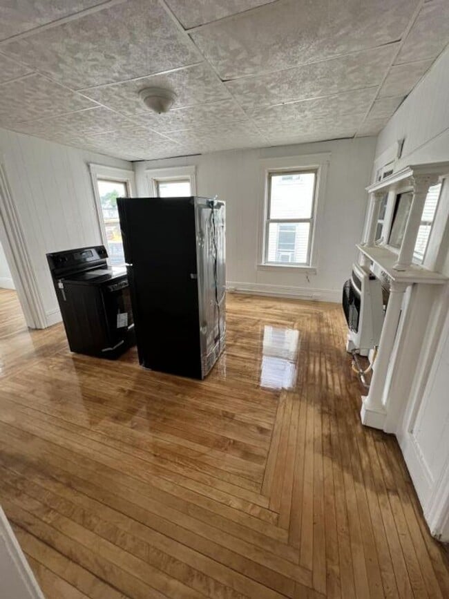 Photo - 273 Grafton St Unit 3