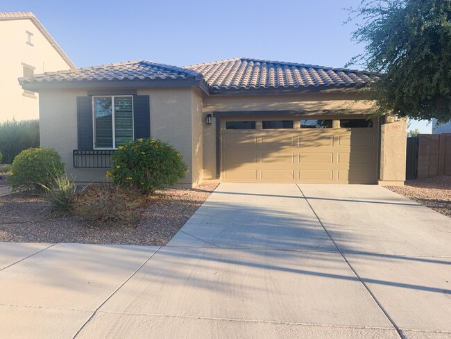 Building Photo - 21005 E Pecan Ln