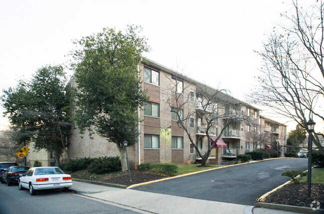 Photo - The Eastmont Apartments