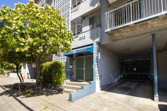 Photo - 630 Mariposa