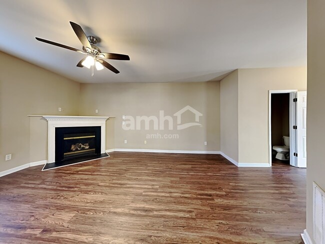 Photo - 835 Brookhannah Ct