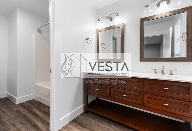 Photo - 12 Riddle Rd