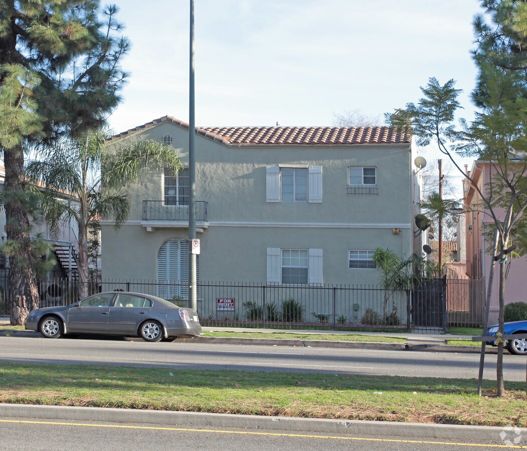 Photo - 4264 Leimert Blvd