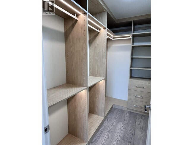 Photo - 6138 Birney Ave Unit 3xx