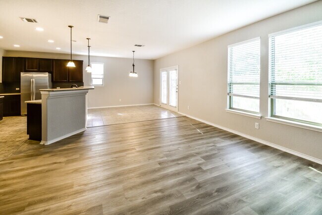 Photo - 6839 Loma Blanca