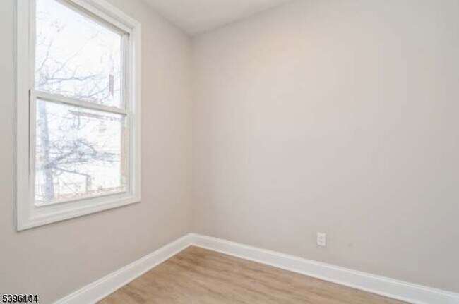 Photo - 216 S 10th St Unit 3