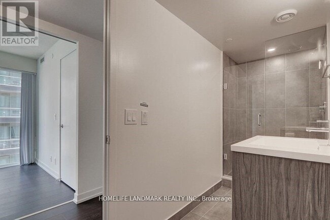 Photo - 60 Shuter St Unit 1802